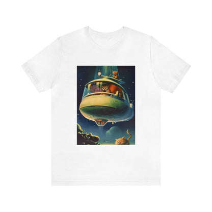 Funny Spaceship Cat UFO Shirts Unique Flying Saucer Retro Vintage Graphic UAP tshirt Galaxy Cat Unisex T-Shirt Cat Lover Tee Weird Cool Gift