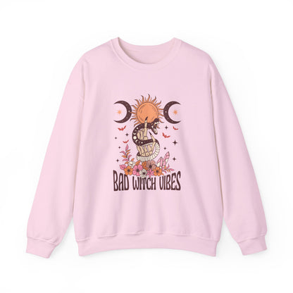 Bad Witch Vibes Sweatshirt Vintage Halloween Sweater Cute Witchy Crewneck Halloween Party Sweatshirt Retro Fall Sweat Witch Halloween Gift