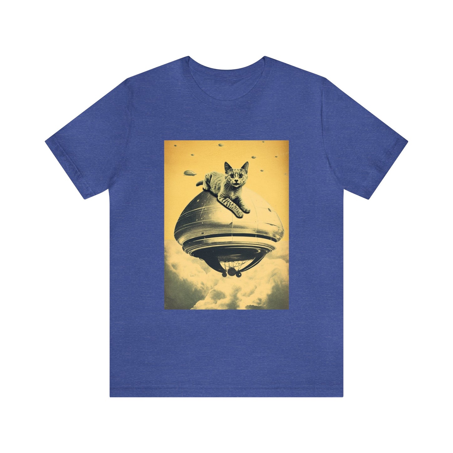 Funny Spaceship Cat UFO Shirts Retro Vintage Graphic Weird Cool Gift Galaxy Cat Unisex T-Shirt UAP tshirt Unique Flying Saucer Cat Lover Tee