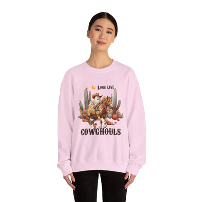 Long Live CowGhouls Sweatshirt Funny Retro Halloween Sweater Vintage Western Halloween Outfit Cowgirl Ghost Sweatshirt Howdy Ghost Crewneck