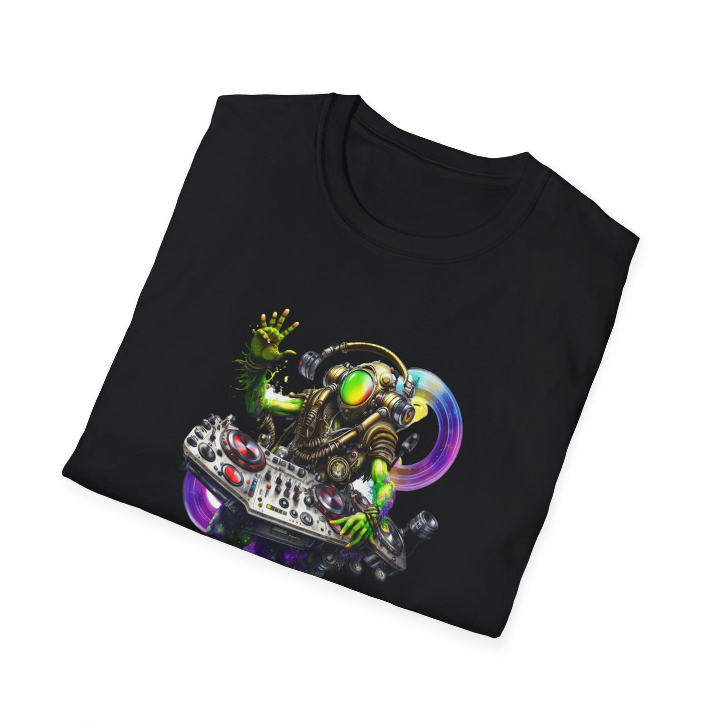 Cyberpunk Space DJ T-Shirt Graphic Art Funny Unisex tshirt UFO Lover Tee UAP Shirt Weird Cool Gift Retro Space Art Tee Extraterrestrial Jams