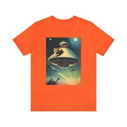 Funny Spaceship Cat UFO Shirts Retro Vintage Graphic Galaxy Cat Unisex T-Shirt Unique Flying Saucer UAP tshirt Cat Lover Tee Weird Cool Gift