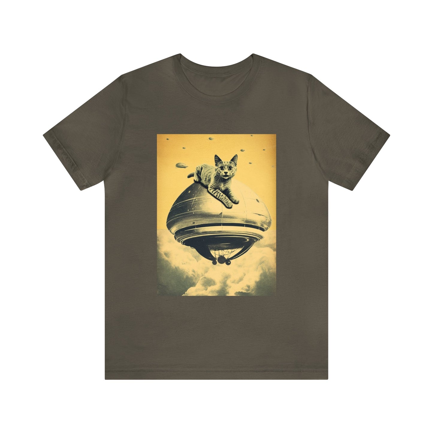 Funny Spaceship Cat UFO Shirts Retro Vintage Graphic Weird Cool Gift Galaxy Cat Unisex T-Shirt UAP tshirt Unique Flying Saucer Cat Lover Tee