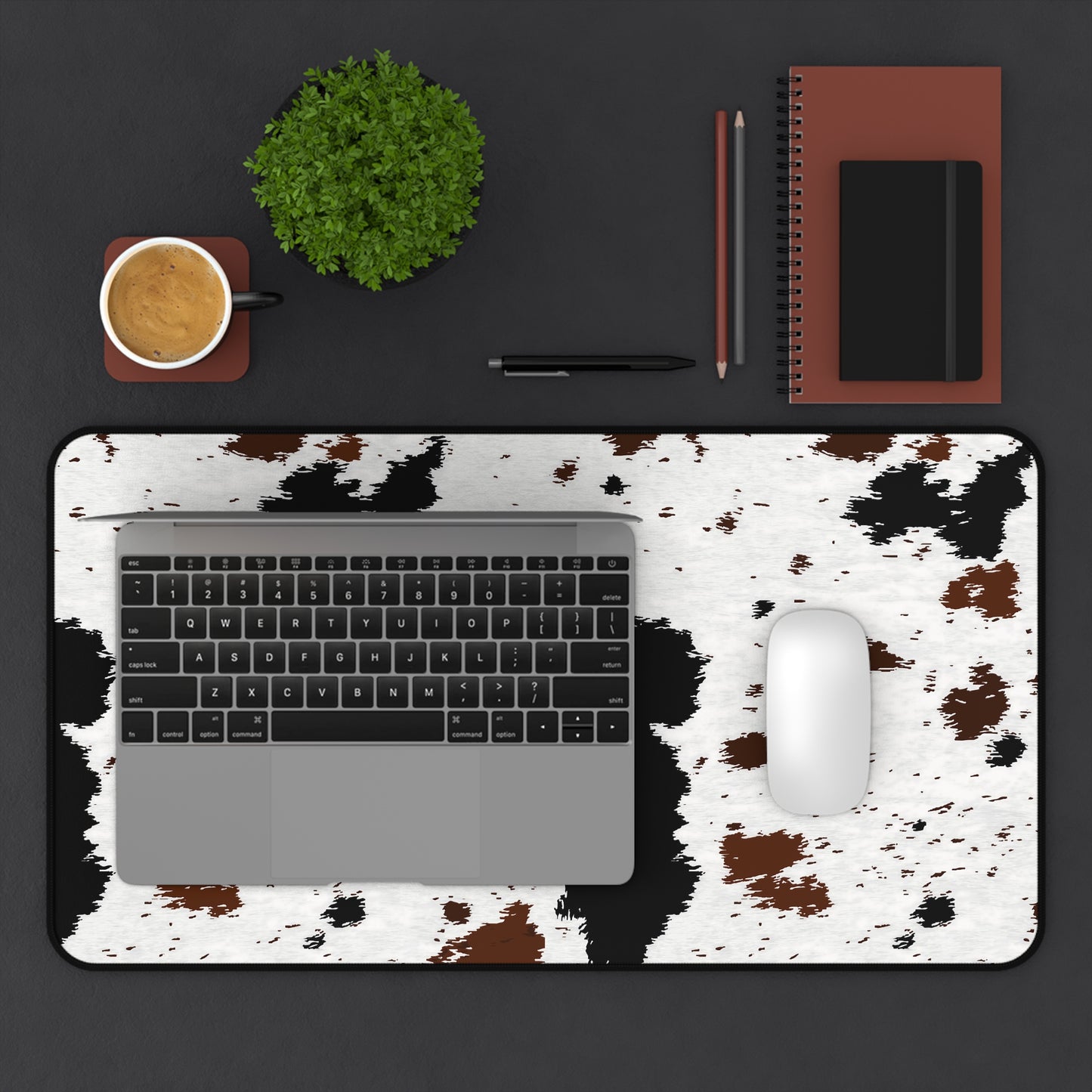 Nguni Cattle Print Desk Mat Cow Boy Office Desk Accessory Farmer Mouse Pad Western Desk Pad Aesthetic Gaming Mousepad Unique Gift Idea Men