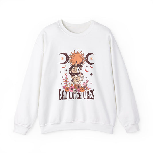 Bad Witch Vibes Sweatshirt Vintage Halloween Sweater Cute Witchy Crewneck Halloween Party Sweatshirt Retro Fall Sweat Witch Halloween Gift