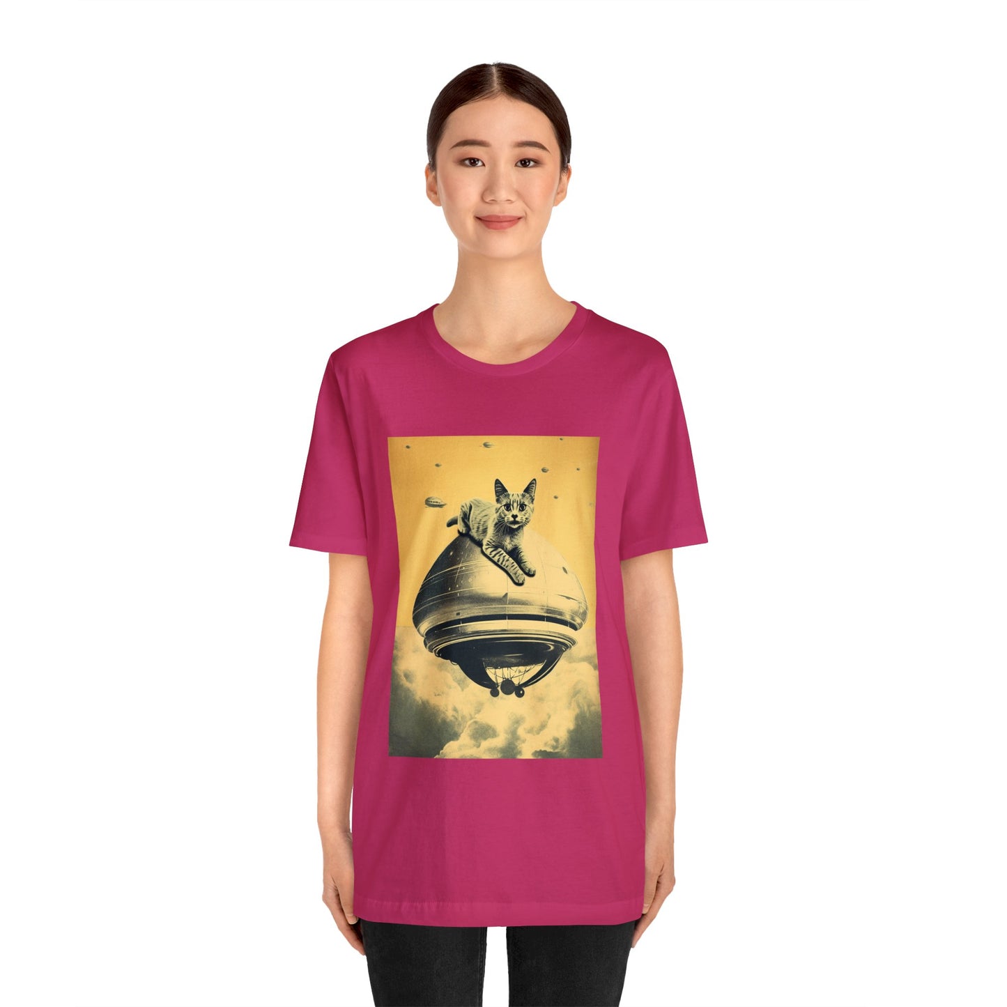 Funny Spaceship Cat UFO Shirts Retro Vintage Graphic Weird Cool Gift Galaxy Cat Unisex T-Shirt UAP tshirt Unique Flying Saucer Cat Lover Tee