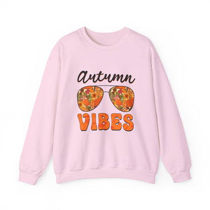 Autumn Vibes Sweatshirt Retro Fall Sweater Autumn Lover Sweashirt Fall Season Apparel Retro Autumn Sweat Fun Autumn Sweater Thanksgiving